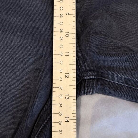 Tinseltown Stonewashed Black Jeans Distressed Relaxed Fit Tapered Leg Size 11 - Picture 9 of 12